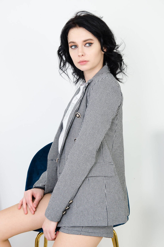 BIAŁO-CZARNA MARYNARKA W PEPITKĘ Z GUZIKAMI (S-XL)