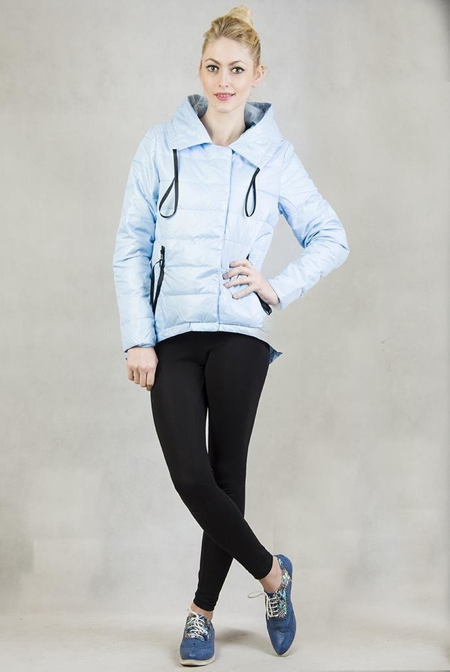 Wiosenna, niebieska, asymetryczna kurtka pikowana