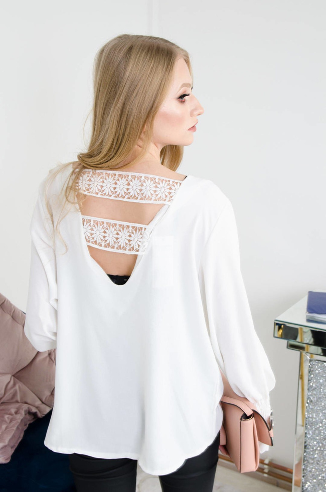 BIAŁA ELEGANCKA LEJĄCA BLUZKA Z WYCIĘCIEM NA PLECACH- KORONKĄ