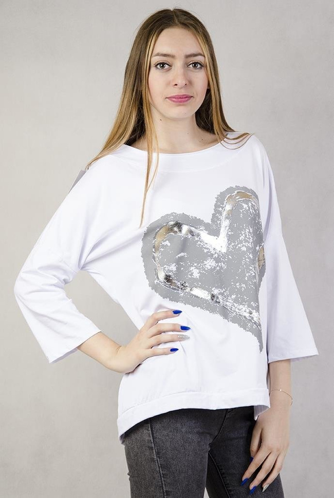 Biała bluzka z sercem, wiązana z tyłu