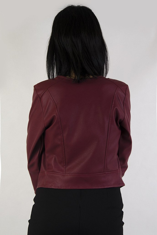 Bordowy żakiet skajkowy