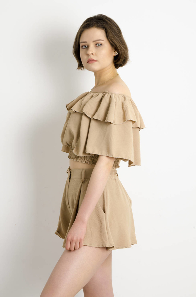 BEŻOWY KOMPLET HISZPANKA + SPODENKI Z WYSOKIM STANEM