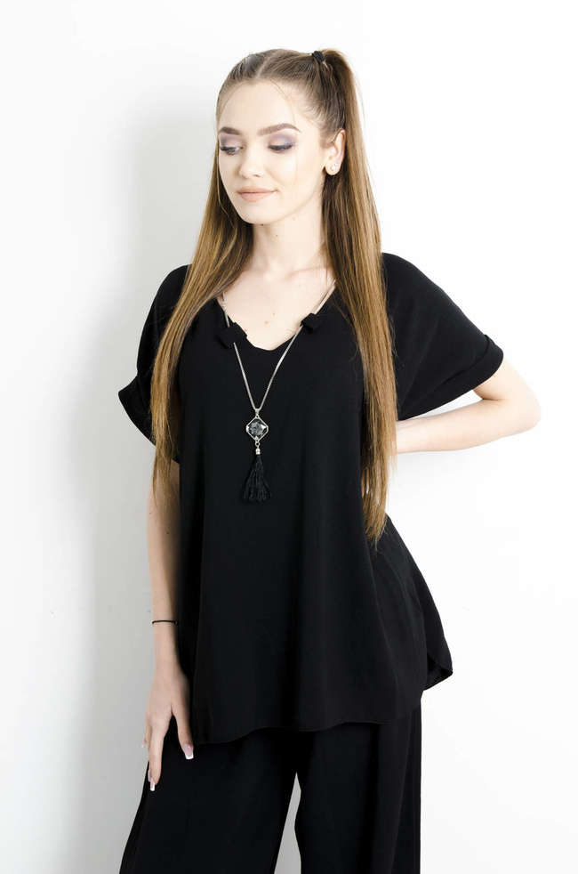 KOMPLET CZARNY Z OZDOBNYM WISIORKIEM