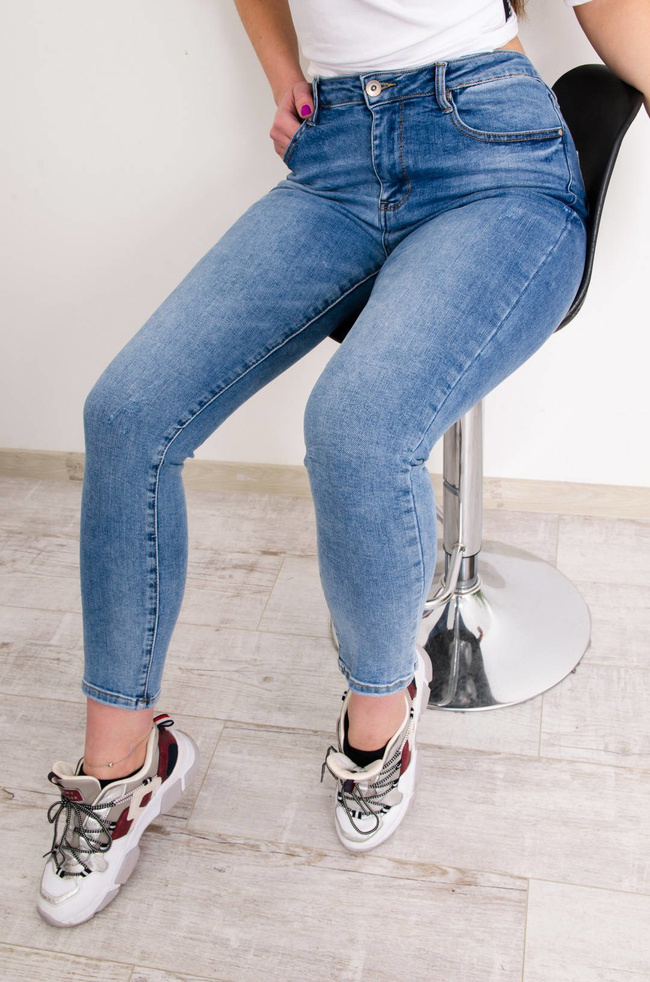 JASNE SPODNIE JEANSOWE DUŻE ROZMIARY