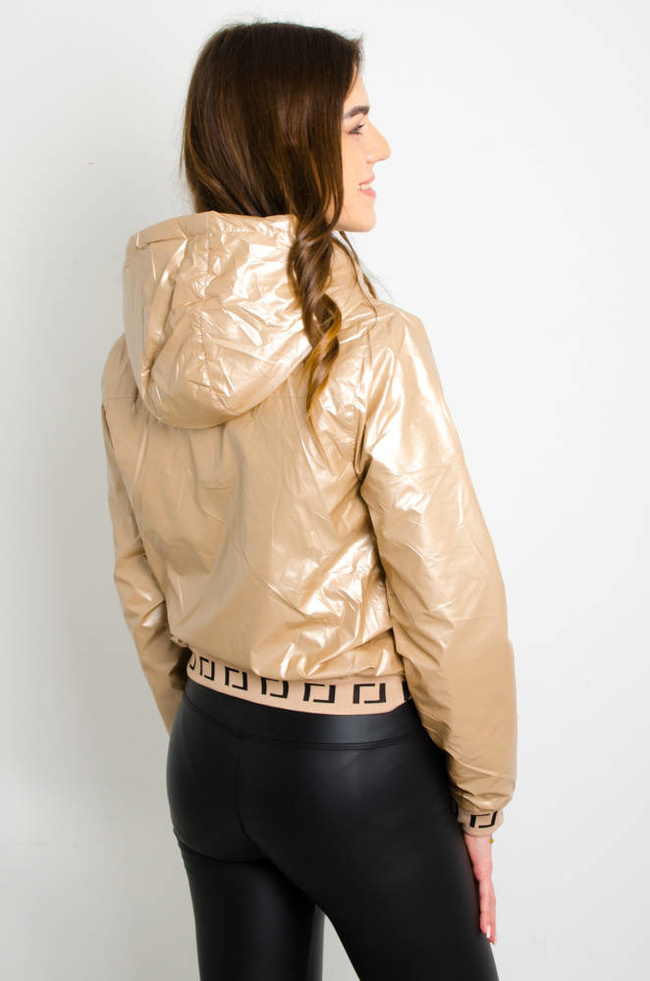 BEŻOWA POŁYSKUJĄCA KURTKA WIOSENNA Z KAPTUREM