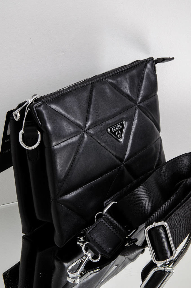 TOREBKA PIKOWANA Z MATERIAŁOWYM PASKIEM- CZARNA