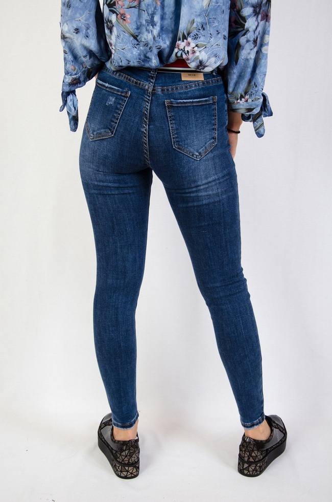 Spodnie jeansowe z czerwonym paskiem w komplecie