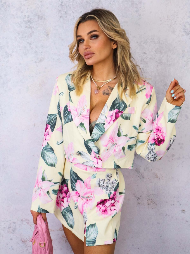 KOMPLET W KWIATY MARYNARKA+ SPÓDNICO-SPODENKI- ŻÓŁTY