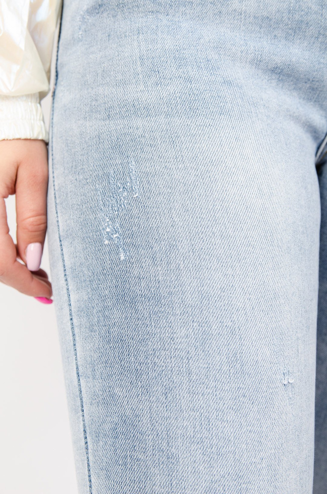 JASNE SPODNIE JEANSOWE Z WYSOKIM STANEM