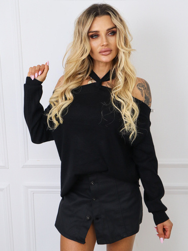 SWETER Z OZDOBNYM DEKOLTEM- CZARNY