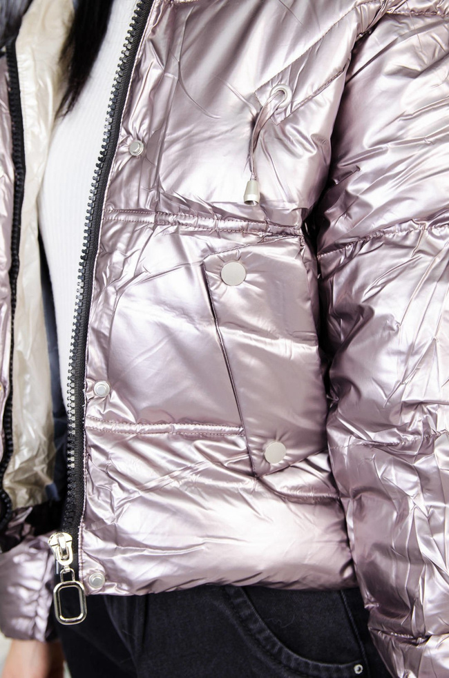 KRÓTKA RÓŻOWA METALICZNA KURTKA Z FUTERKIEM