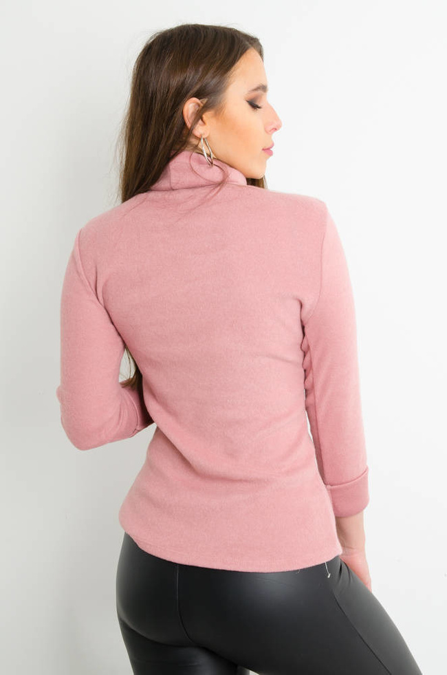 RÓŻOWY GOLF Z NASZYWKĄ