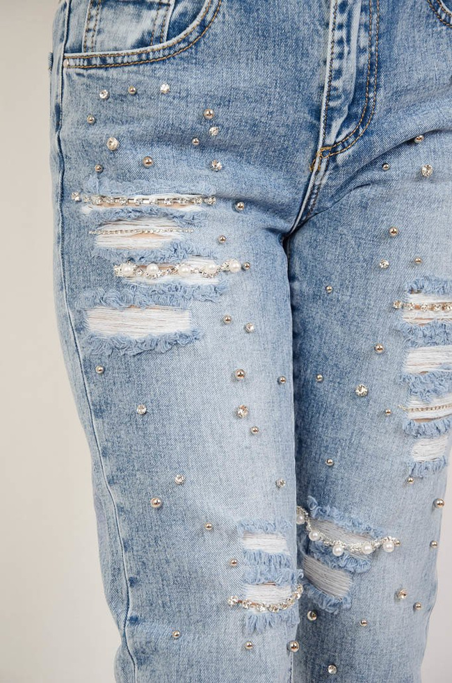 SPODNIE JEANSOWE TYPU BOYFRIEND Z CYRKONIAMI 