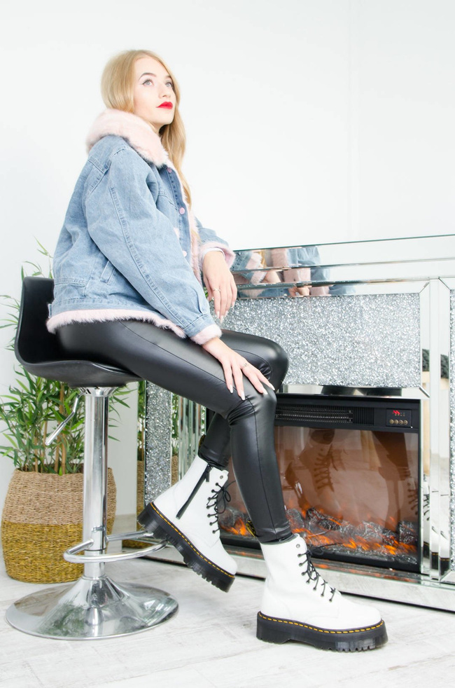 JEANSOWA KURTKA Z RÓŻOWYM FUTERKIEM