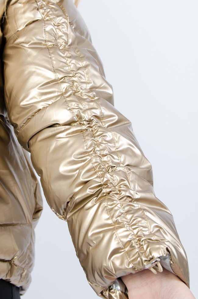 Złota metaliczna bomberka z dwukolorowym futerkiem