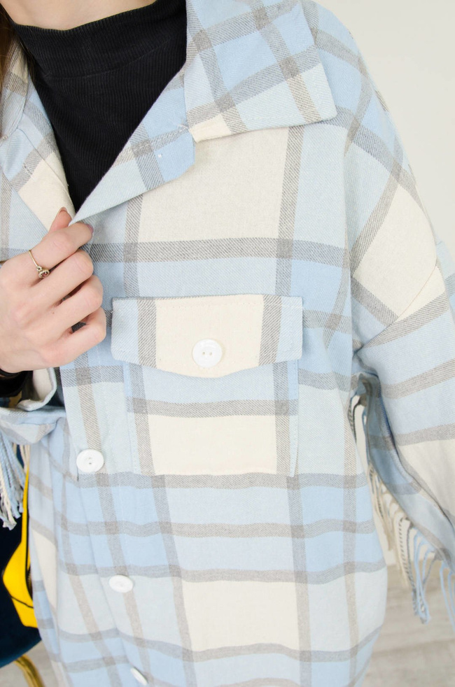 DŁUGA BAWEŁNIANA KOSZULA W KRATĘ Z FRĘDZLAMI BIAŁO-NIEBIESKA