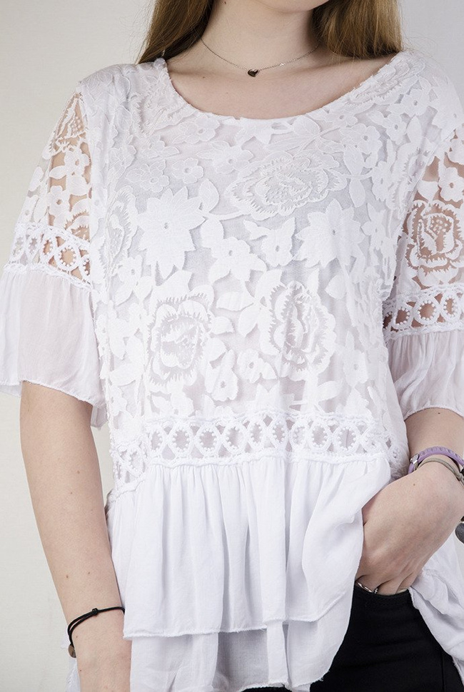 Biała bluzka z falbaną