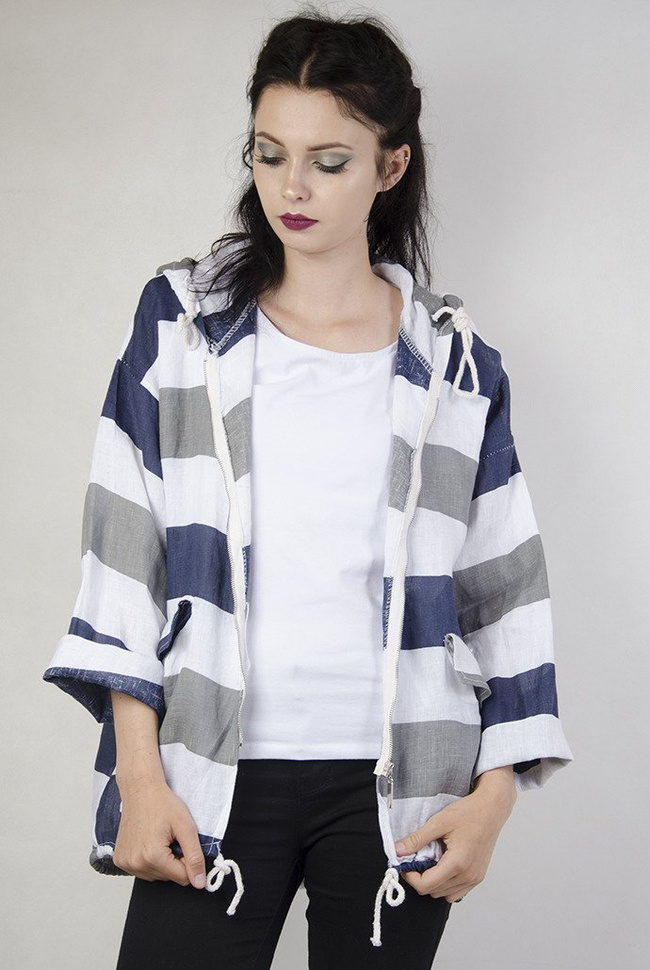 Narzutka w paski z zamkiem