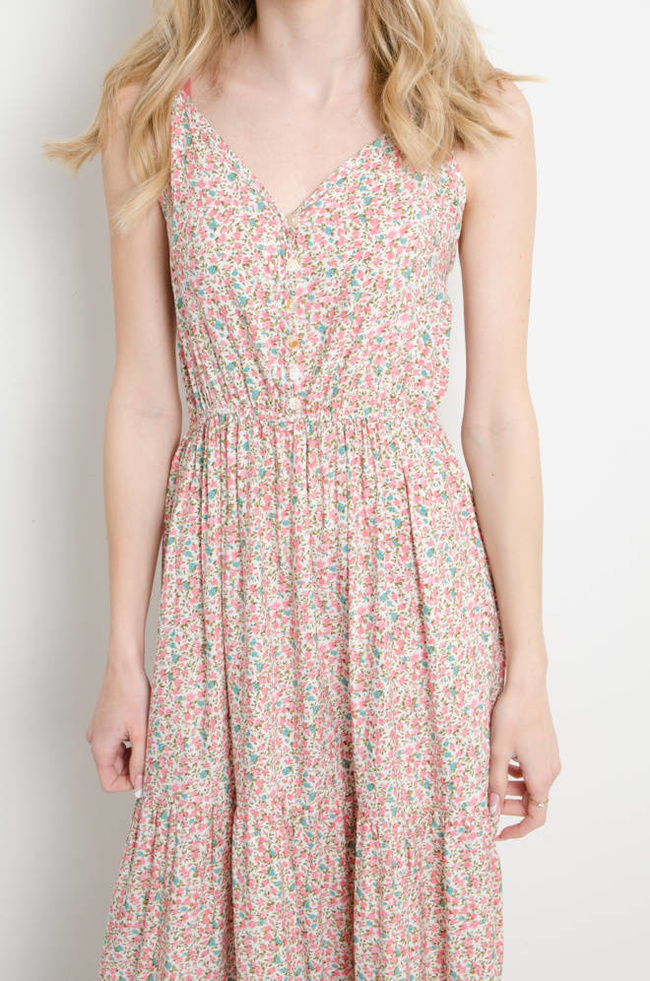 SUKIENKA W KWIATY NA CIENKICH RAMIĄCZKACH MAXI - RÓŻOWA