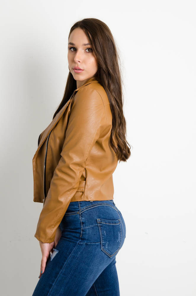 CAMELOWA WOSKOWANA RAMONESKA Z PASKIEM