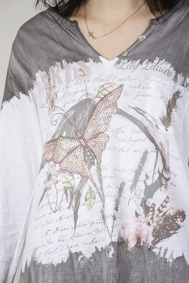 Biało-szara bluzka z motylem