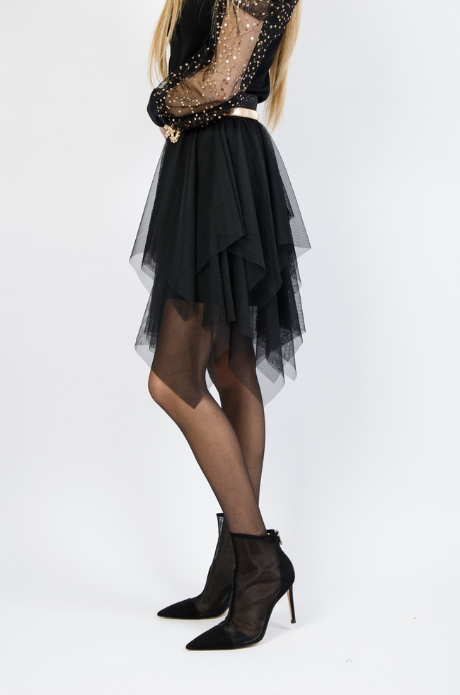 Czarna asymetryczna spódnica tiulowa