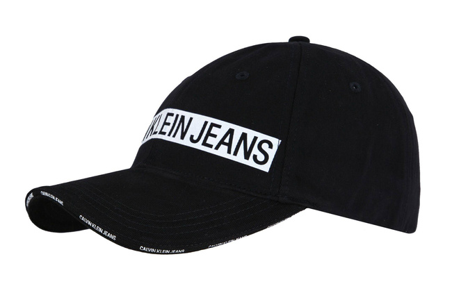 CZAPKA Z DASZKIEM CALVIN KLEIN CKJ6100