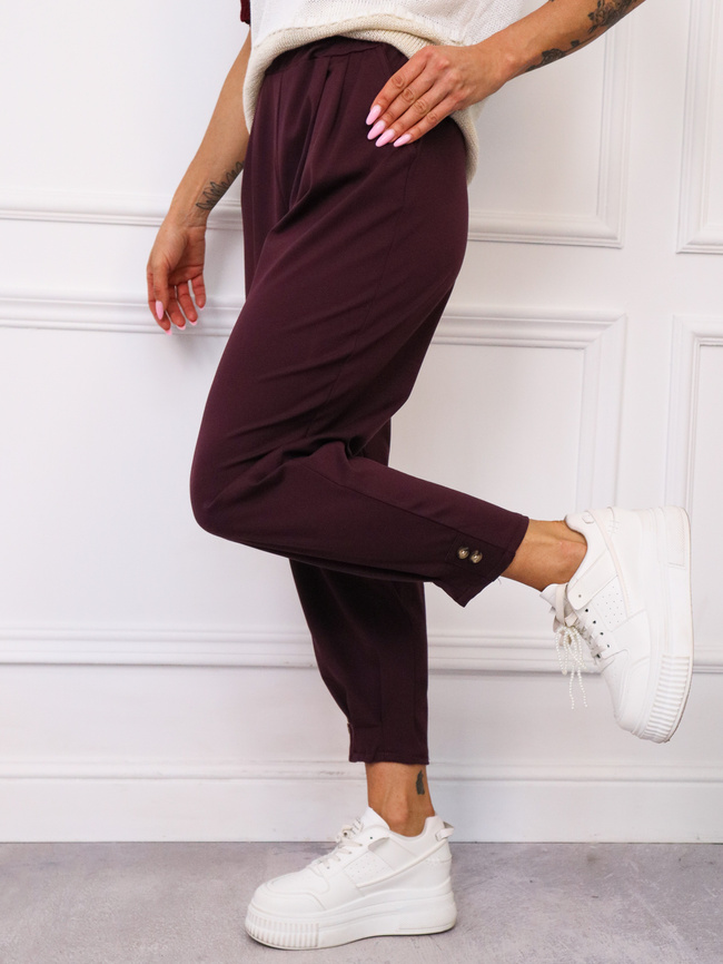 SPODNIE MATERIAŁOWE Z OZDOBNYMI GUZIKAMI NA DOLE NOGAWEK- BORDOWE