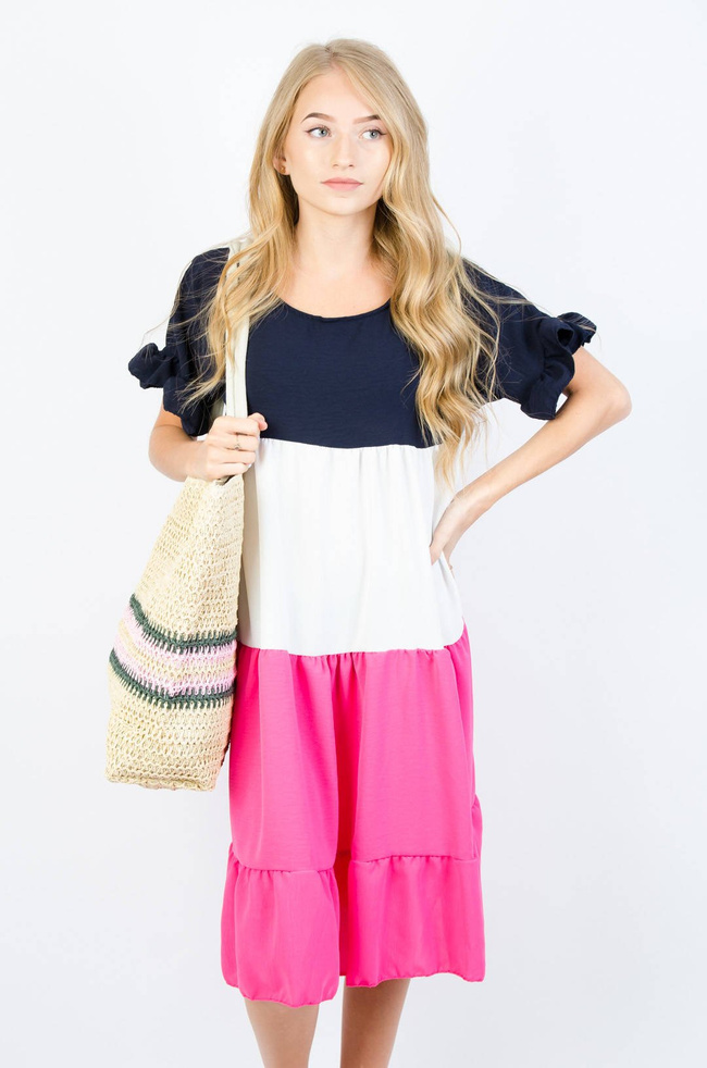 KOLOROWA SUKIENKA W PASKI