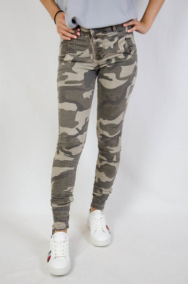 Przylegające spodnie moro z zamkami z tyłu