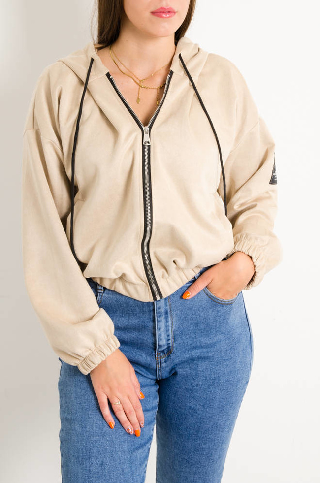 BEŻOWA BLUZA OVERSIZE ZAPINANA NA ZAMEK Z NASZYWKĄ- IMITACJA ZAMSZU