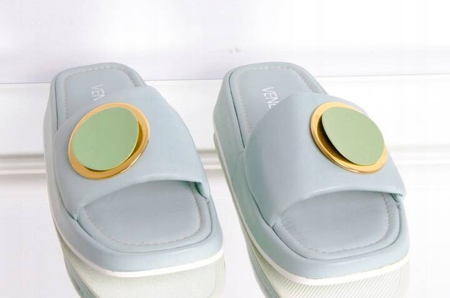 KLAPKI VENEZIA BVB1021