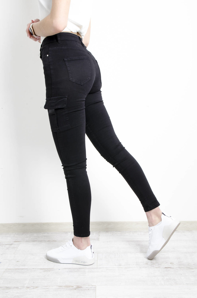 SPODNIE CZARNE BOJÓWKI