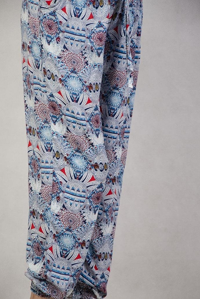 Spodnie alladynki we wzory niebieskie