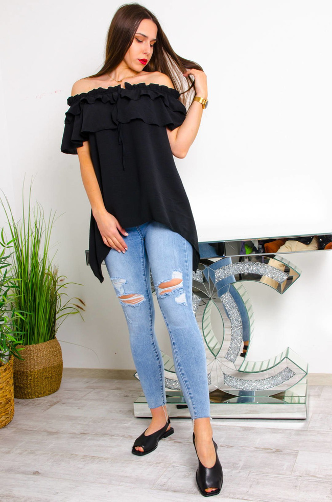 CZARNA BLUZKA Z FALBANĄ ORAZ DŁUŻSZYMI BOKAMI