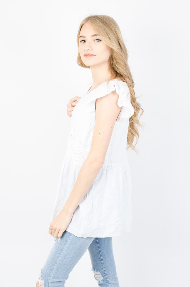 BIAŁA BLUZKA Z AŻUROWYMI KWIATKAMI