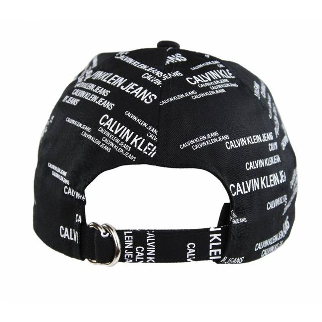 CZAPKA Z DASZKIEM CALVIN KLEIN CCK2901