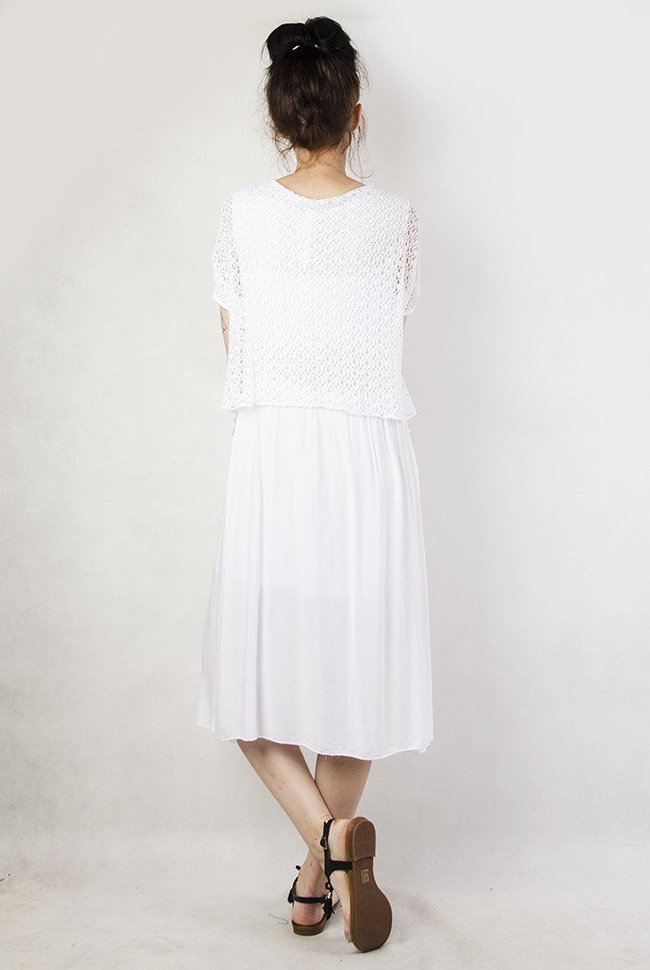 Biała, długa sukienka z ażurowymi wstawkami