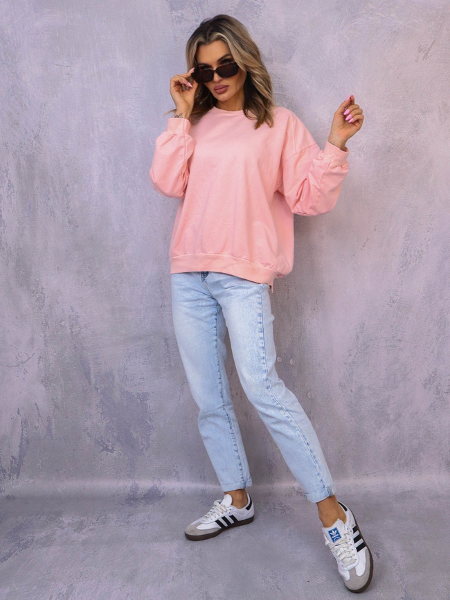 ASYMETRYCZNA BLUZA OVERSIZE Z PRZESZYCIAMI NA RĘKAWACH- JASNY ROŻ