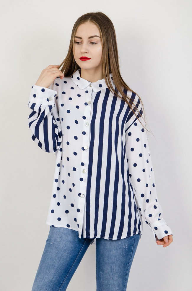 Biała koszula w granatowe grochy i pasy