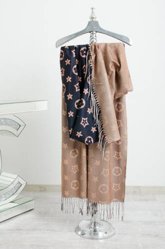 WZORZYSTY SZAL Z FRĘDZLAMI- BRĄZOWO-CZARNY