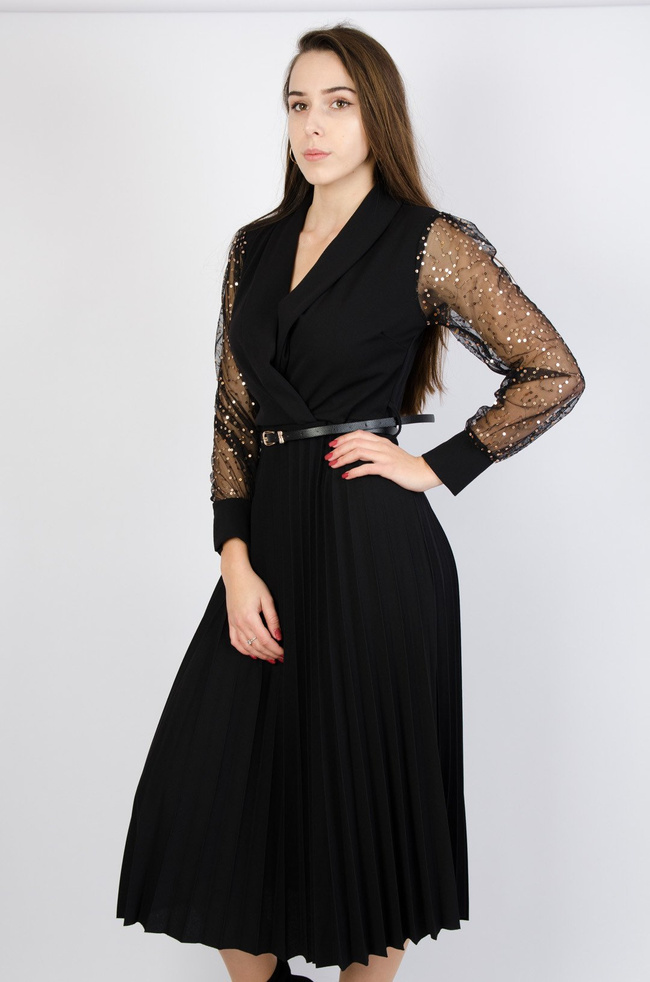 CZARNA PLISOWANA SUKIENKA Z OZDOBNYMI RĘKAWAMI