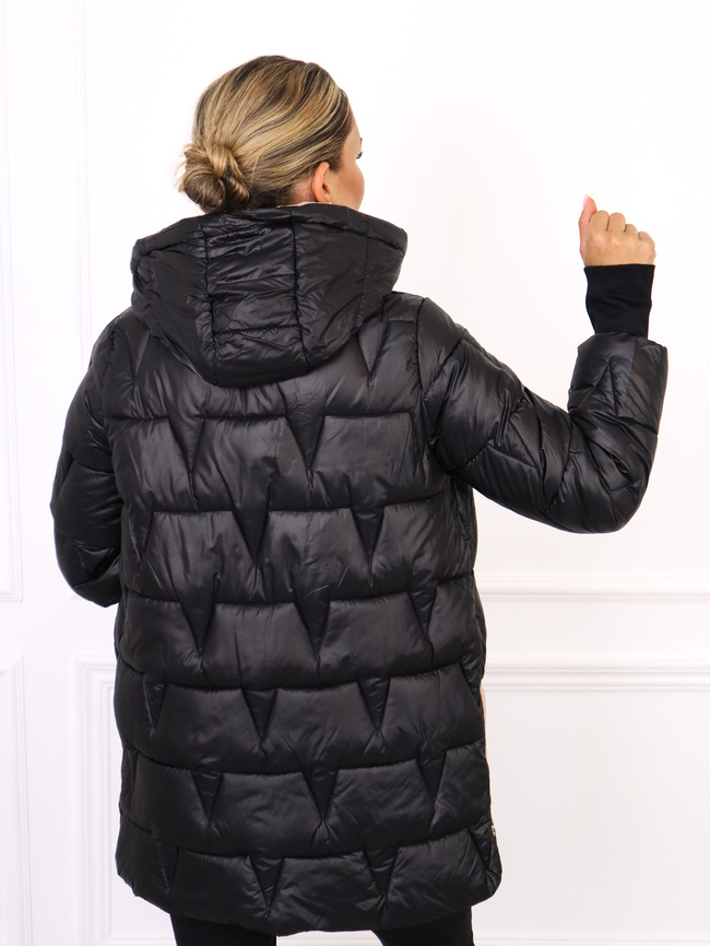 KURTKA PIKOWANA Z ZAMKAMI PO BOKACH- CZARNA