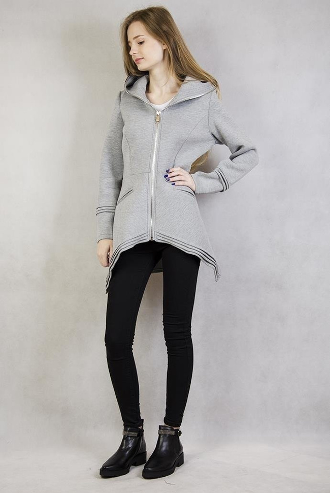 Wygodny jasnoszary płaszczyk