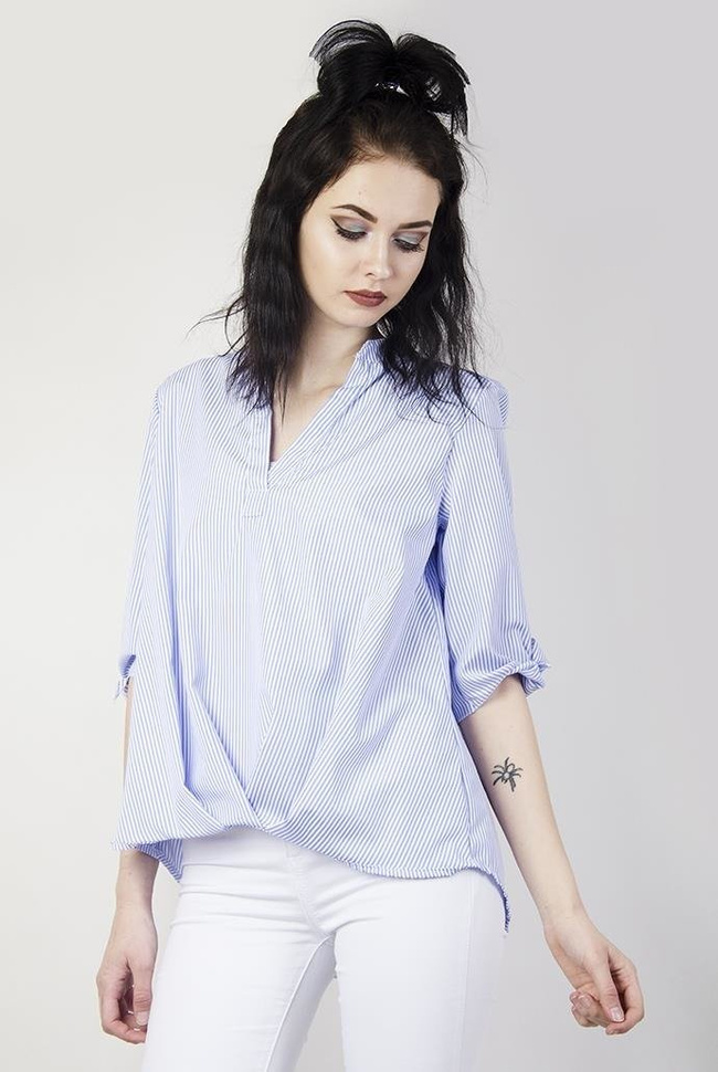 Koszula w paski, z wiązaniami przy rękawach