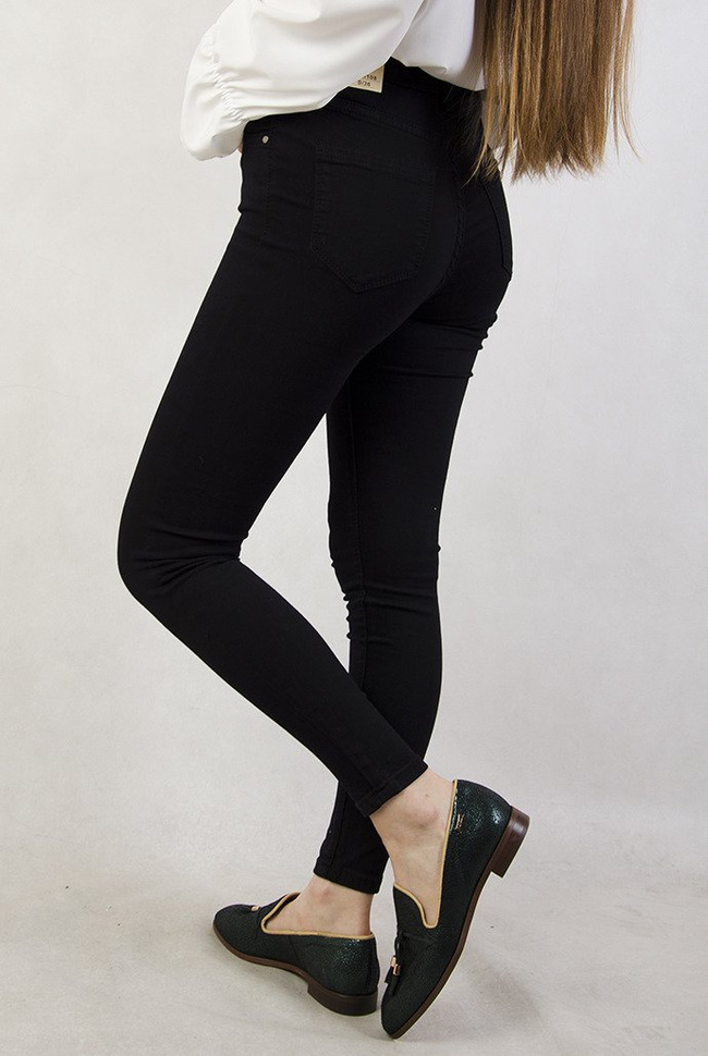 Czarne spodnie z wiązaniem z przodu