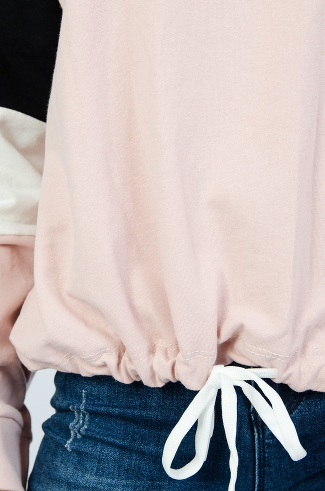 Różowa bluza w pasy ze ściągaczem na dole