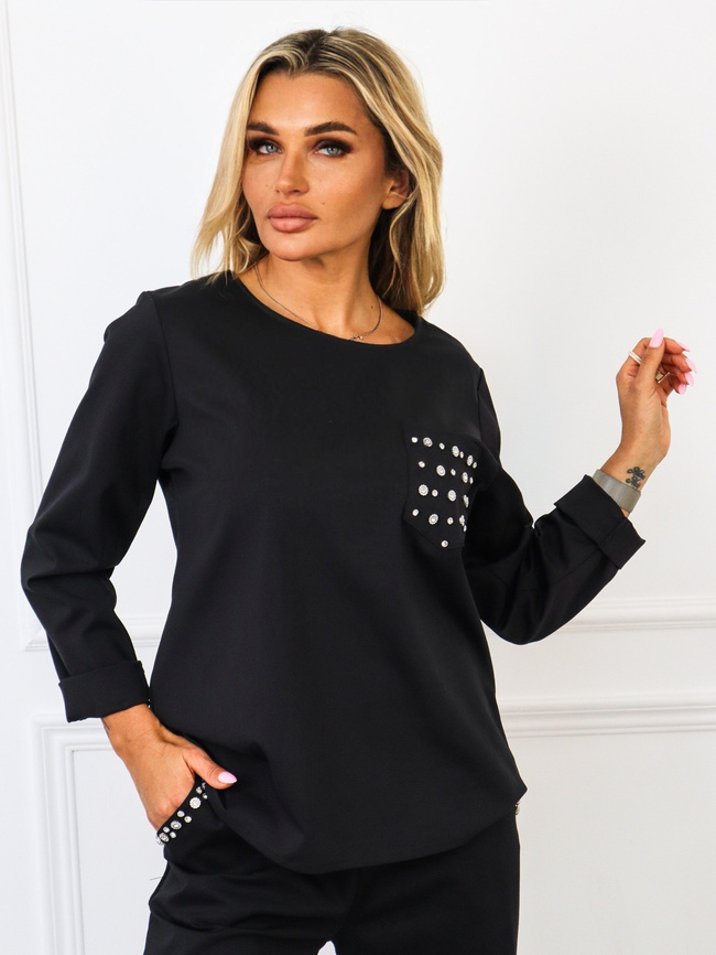 BAWEŁNIANA BLUZKA Z KIESZENIĄ W OZDOBNE KWIATY CYRKONIE- CZARNA