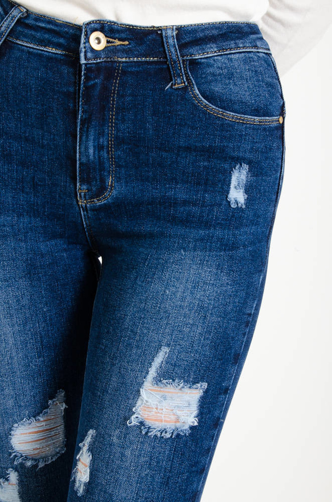 JEANSOWE SPODNIE PUSH UP Z PRZETARCIAMI- WYSOKI STAN