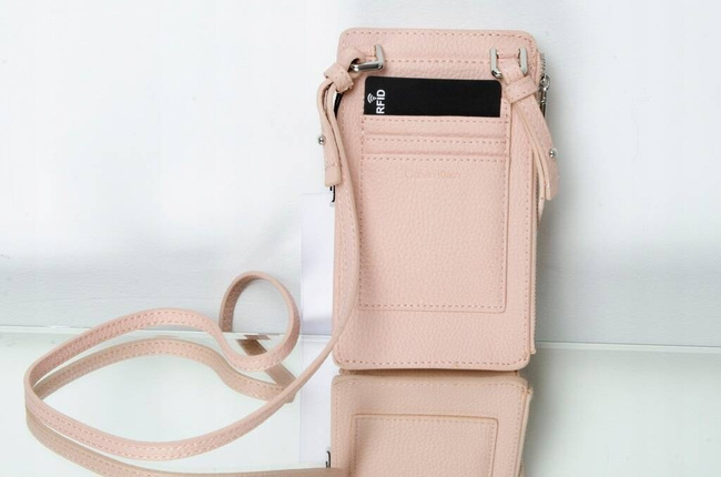 ETUI NA TELEFON CALVIN KLEIN 